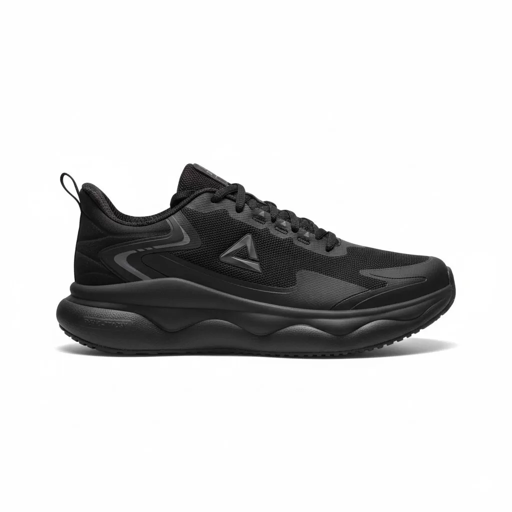 SPORTS SHOES