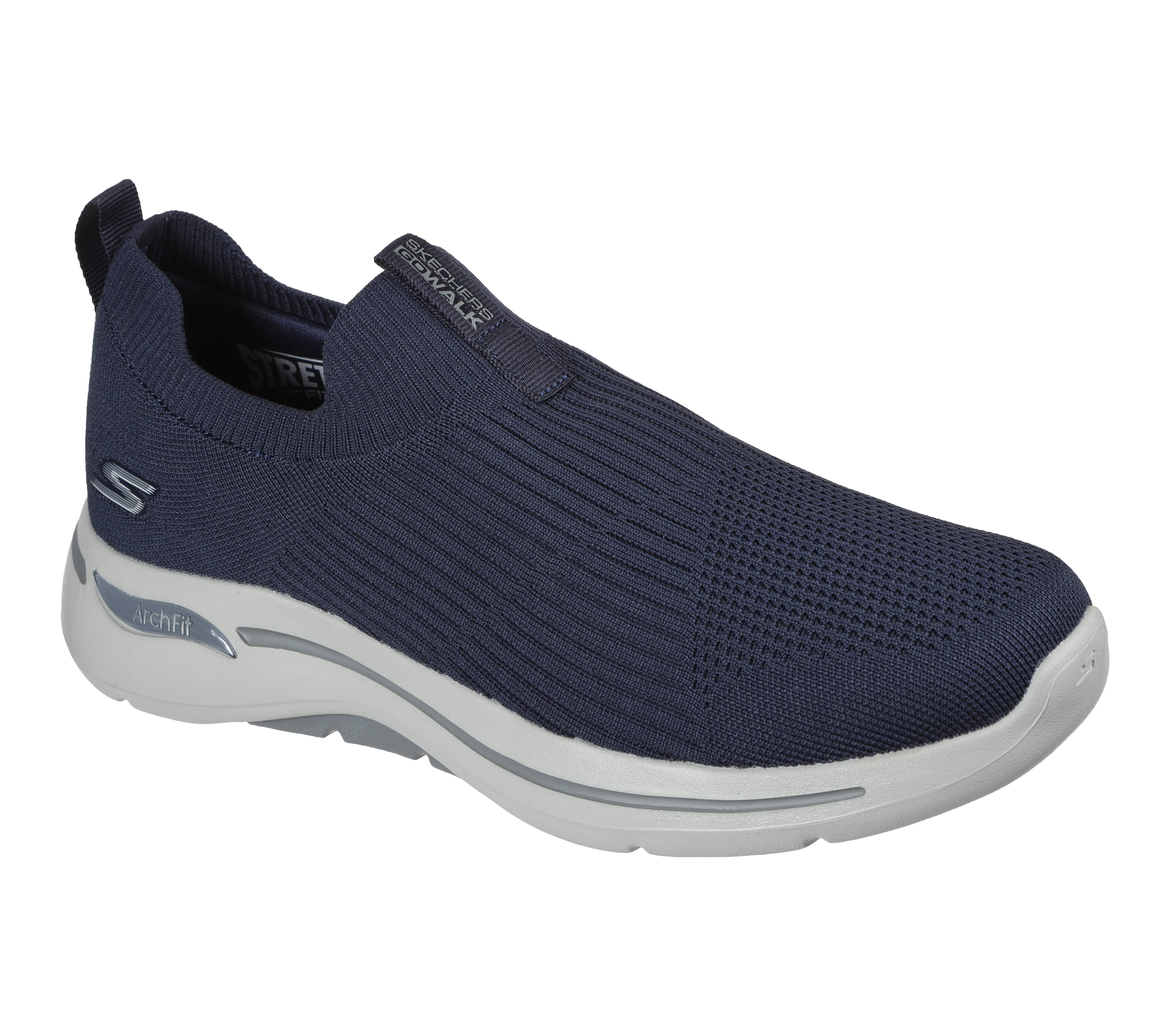 running spikes for men